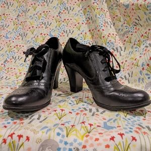 Oxford Lace-up Heels